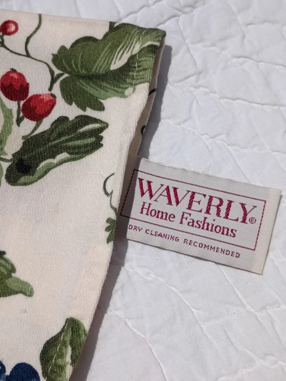 Pair of Vintage Waverly Pleasant Valley Curtain Valances Set of 2 Grapes Country